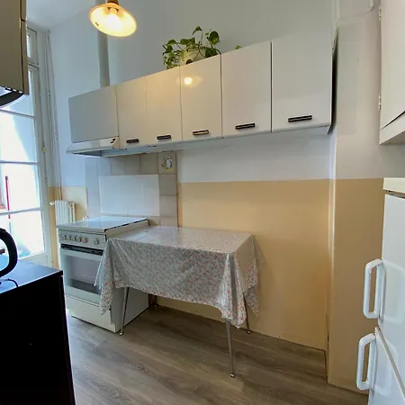 Casa Sara Parcheggio Interno Privato 公寓